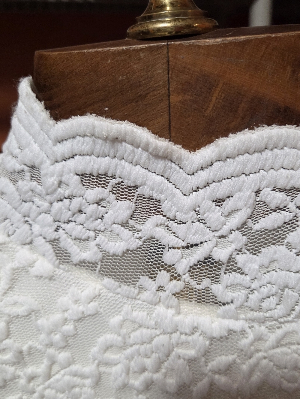 Vintage Y2K Coldwater Creek White Lace Mockneck Long Sleeve Shirt Size Medium - Picture 4 of 6